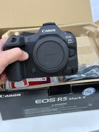 canon-eos-r5-mark-ii-canon-eos-r3-canon-eos-r5-canon-eos-r6-mark-ii-canon-eos-r6-canon-r7-canon-1d-x-mark-iii-nikon-z9-nikon-z8-nikon-z-7ii-big-0